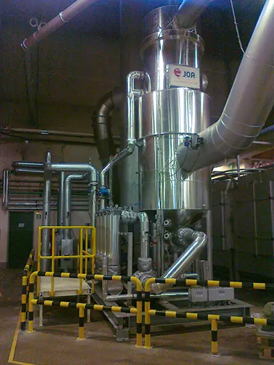 Energie scrubber bij productiefabriek